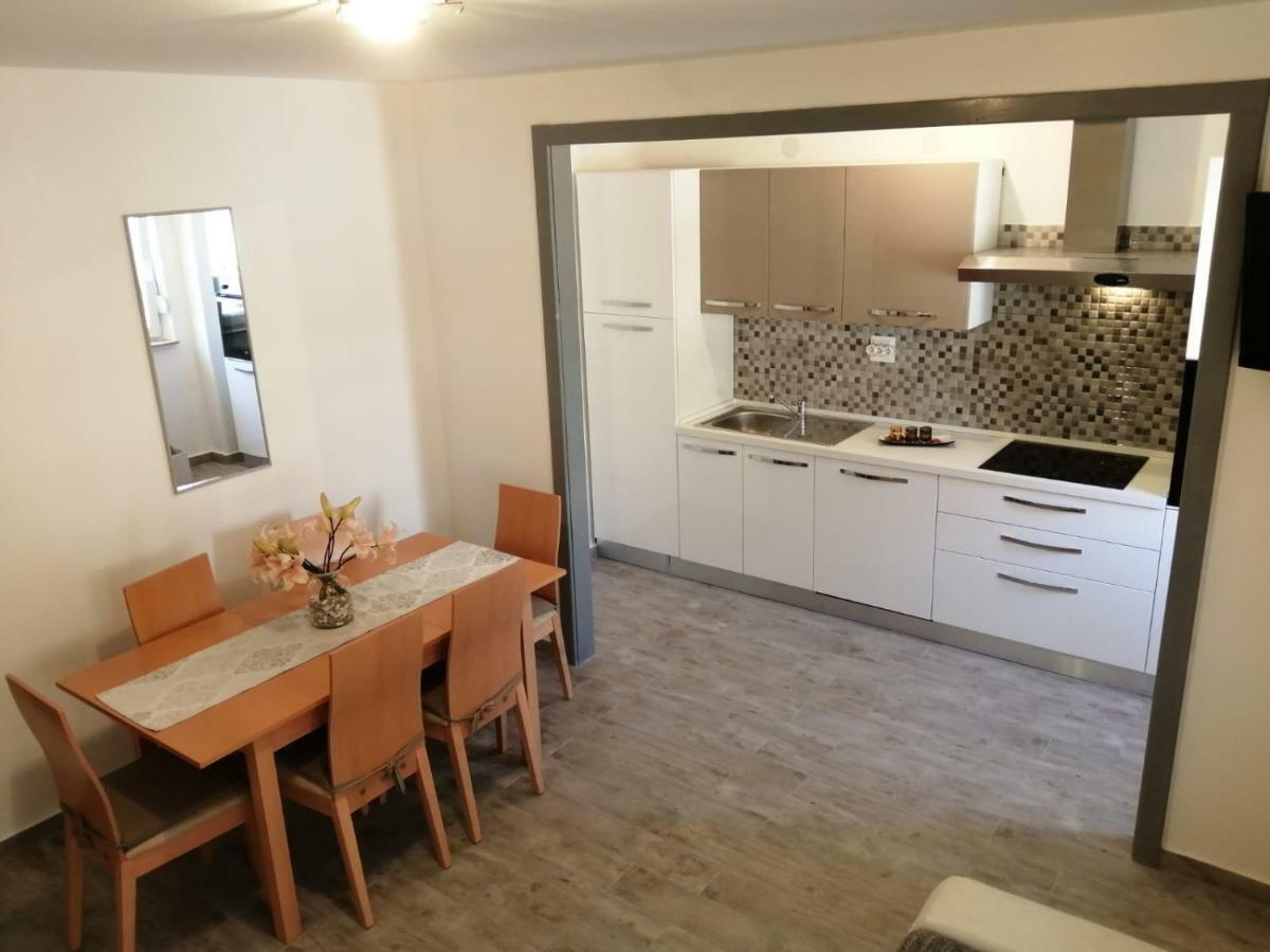 Apartman Marta Podstrana Exterior photo
