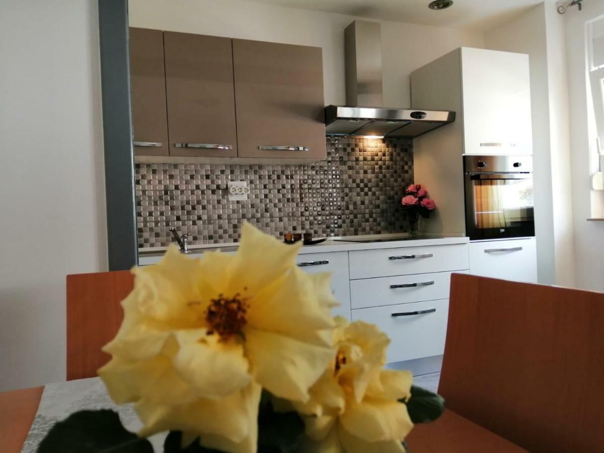 Apartman Marta Podstrana Exterior photo